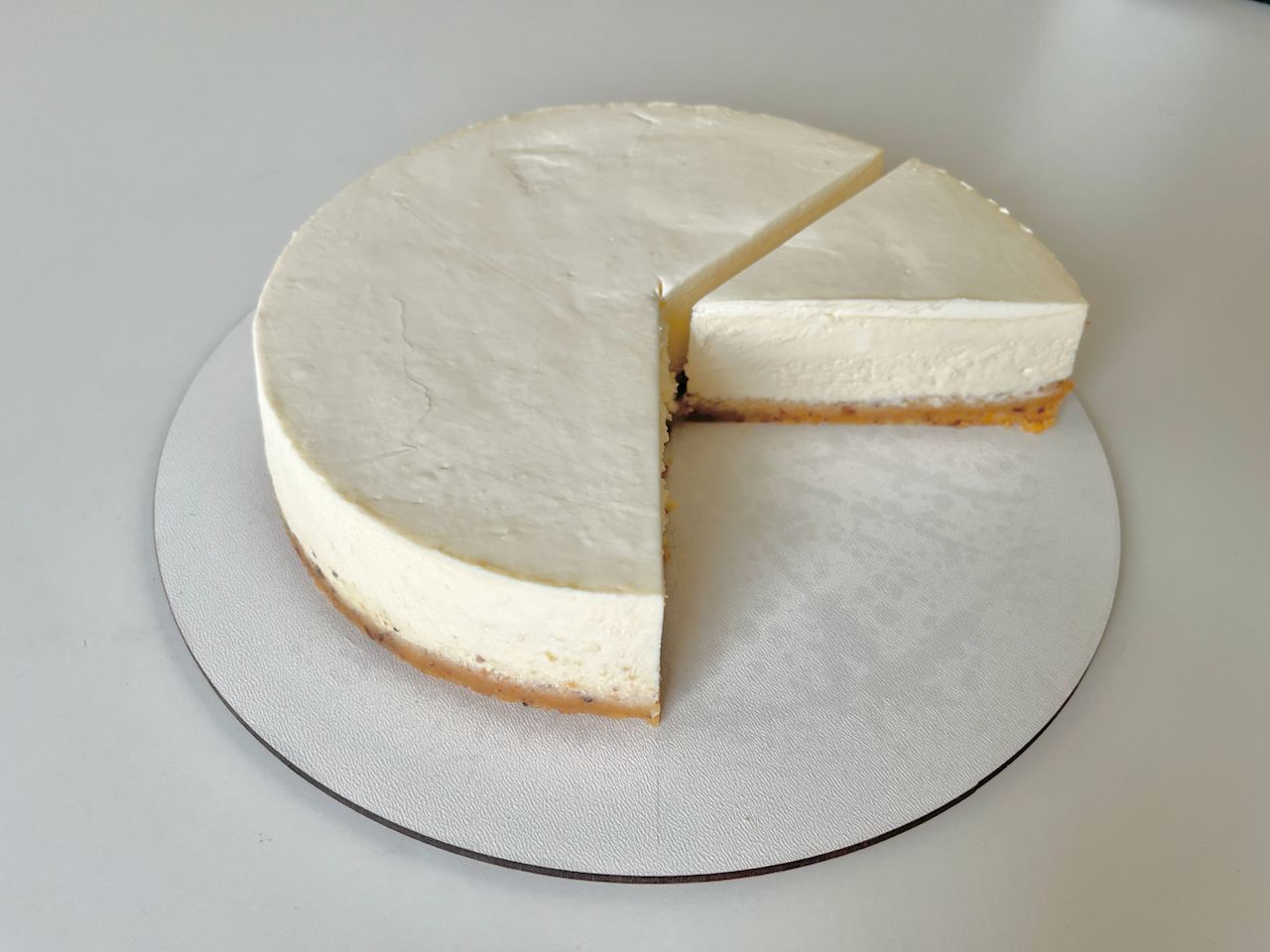 Keto cheesecake, sugarless and gluten-free